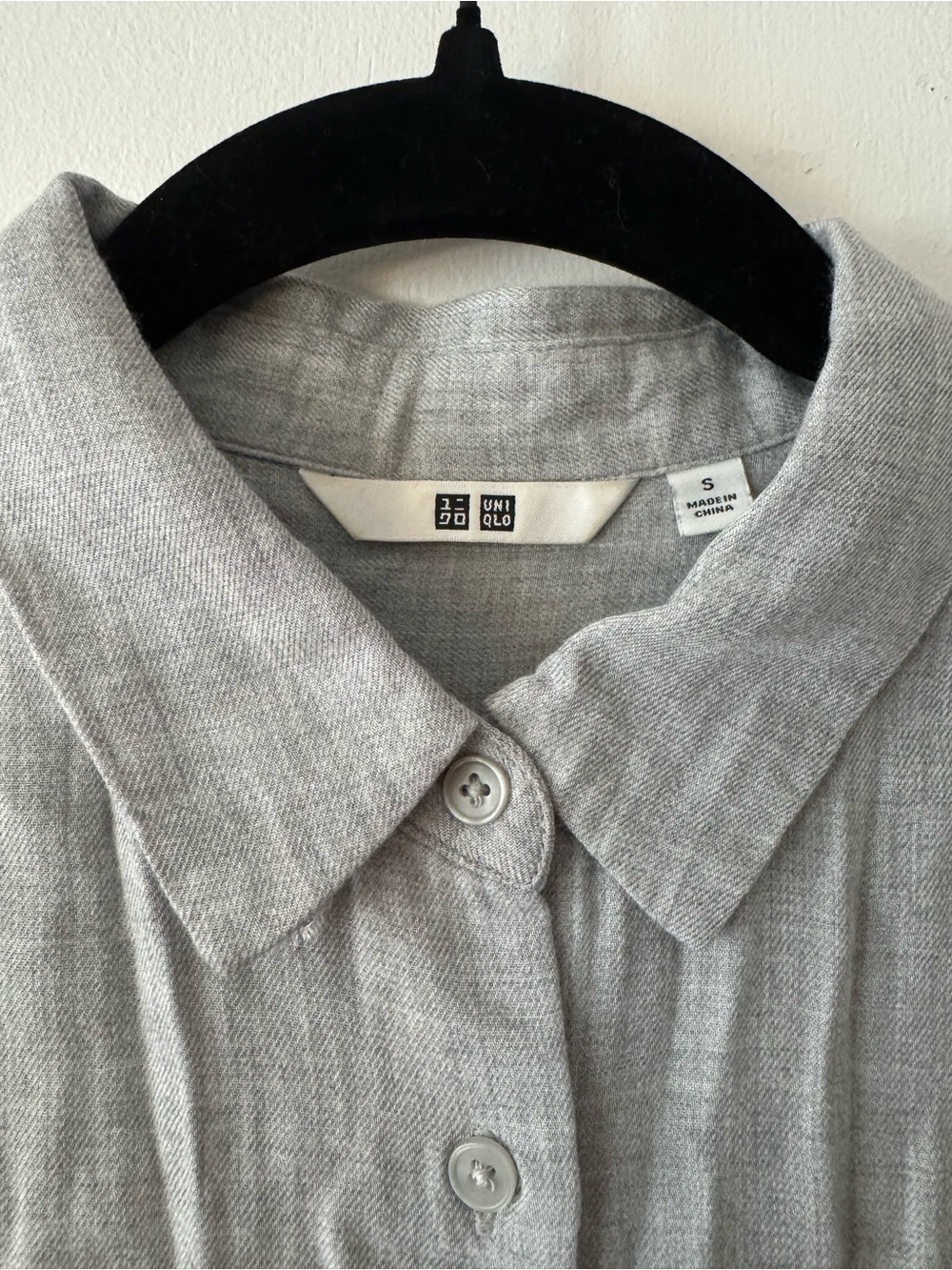 Uniqlo Light Gray Button Down Shirt